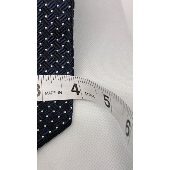 Tommy Hilfiger Mens Navy Blue Geometric Dot Silk Necktie Made in USA WPL 2831 - Picture 10 of 10